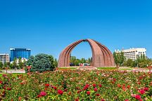 Поздравляем с Днем Конституции Кыргызстана!